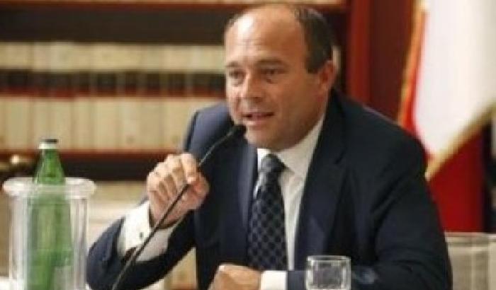 000519-NEWS_2419 Bossi ci ripensa: ''Papa non va arrestato''