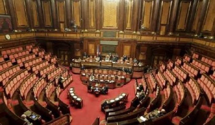 000690-NEWS_3216 Manovra: in un Senato deserto spunta l'idea di uno ''scudo bis''