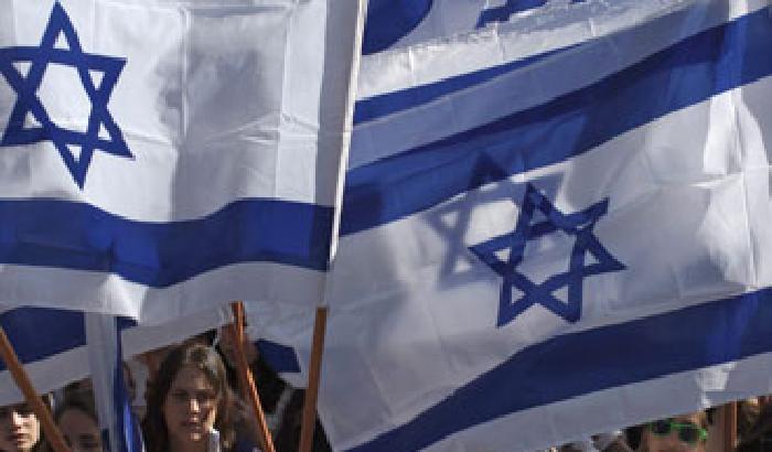 Spara a chi lancia sassi