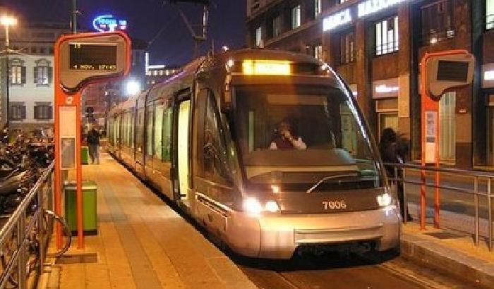 I tram di Ginevra contro la violenza alle donne