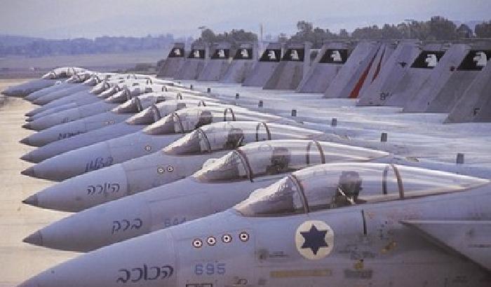 Caccia israeliani a difesa del gas di Cipro