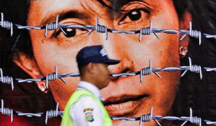 Baggio fa il tifo: eletta Aung San Suu Kyi