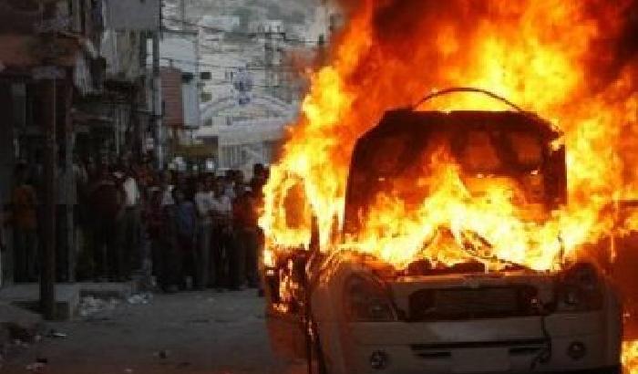 Terrorismo in Algeria, bomba uccide un operaio