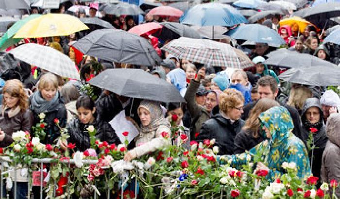 Oslo in piazza contro Breivik
