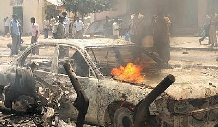 Attacco suicida in Somalia. Sei morti