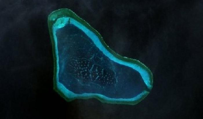 Cina-Filippine, scontro per l'isola contestata