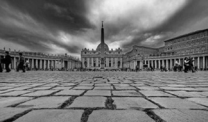 Vedi Roma e ti rubi il "sanpietrino"