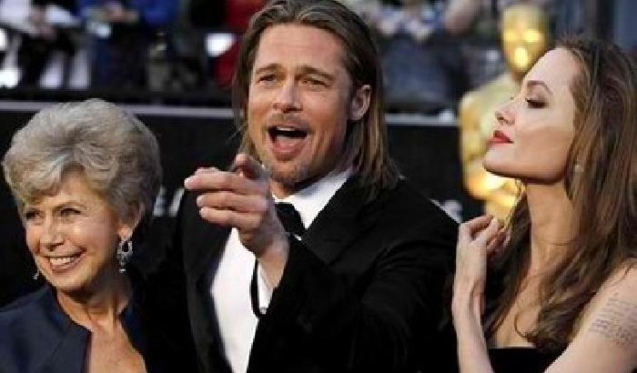Nozze gay, la mamma di Pitt contro Obama