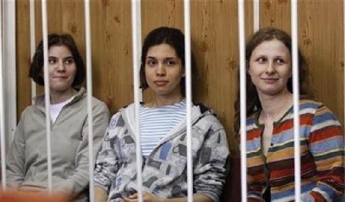 Russia: le Pussy Riot chiedono scusa per la preghiera anti-Putin