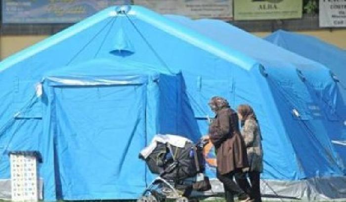 Terremoto in Emilia: nelle tendopoli rimangono solo gli immigrati