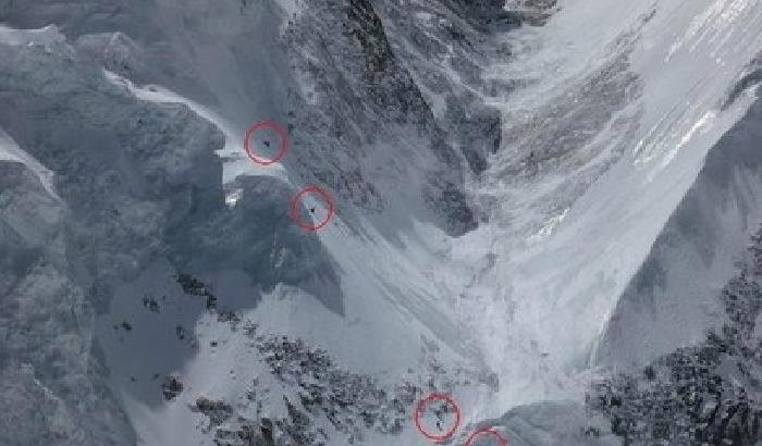 Valanga sull'Himalaya: muore un italiano