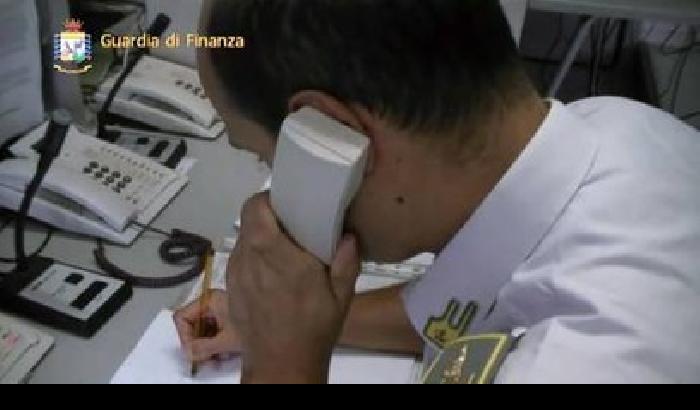 Cittadini contro evasori, boom di chiamate al 117