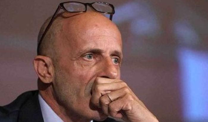 Sallusti: «Sospeso dall'Ordine. Grazie colleghi»