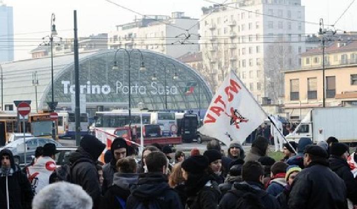 Tav, arriva Monti: scontri a Torino