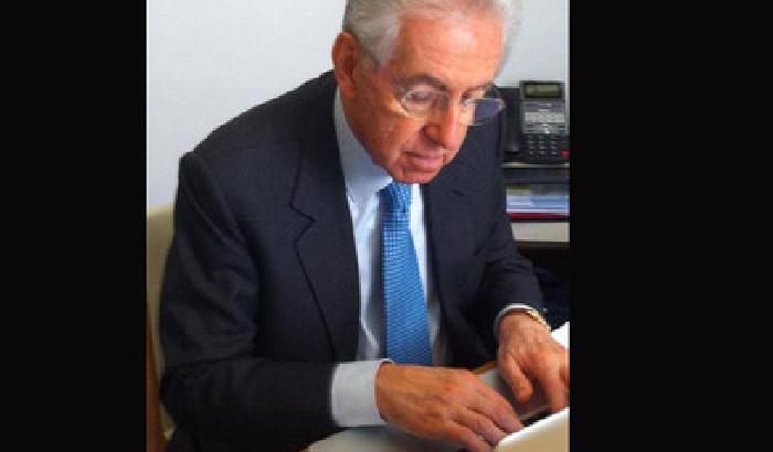 Monti sbarca su Facebook: gli piace Modugno