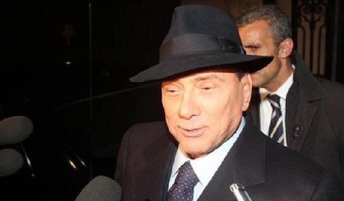 Esposto contro Berlusconi per violazione silenzio elettorale