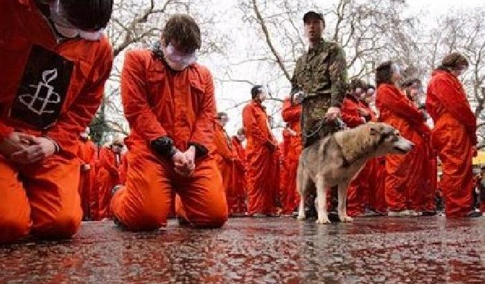 Guantanamo, i detenuti in sciopero della fame da un mese