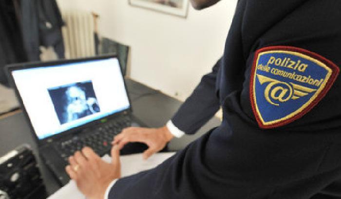 Pedopornografia: migliaia di foto sul suo pc, un arresto a Firenze