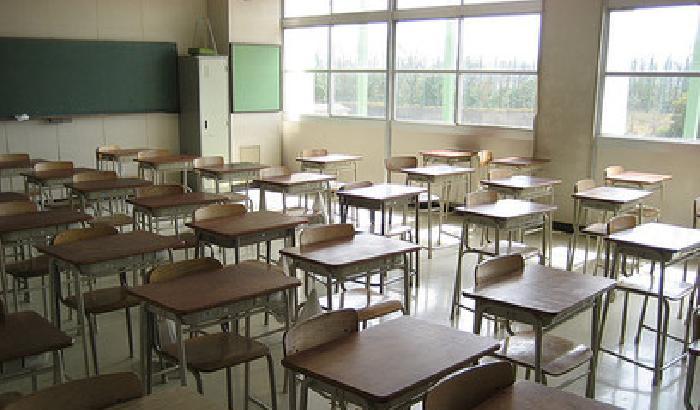 Scuola, dimezzati i pensionamenti. Precari a vita