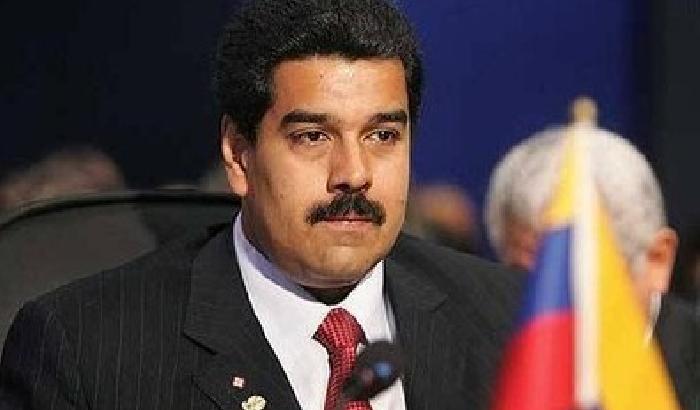 00A754-NEWS_82033 Venezuela, vince Maduro tra le polemiche