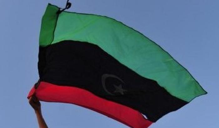 Tripoli: attacco all'ambasciata di Francia