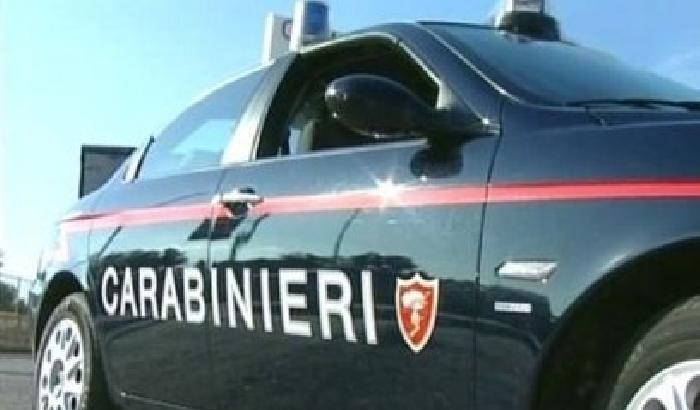 00AC16-NEWS_84592 Getta la ex dalle scale e le frattura una gamba: arrestato a Bergamo