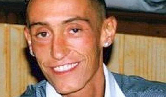 Cucchi: medici condannati, agenti assolti