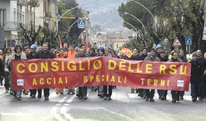 La Cgil: a Terni ferito anche un operaio