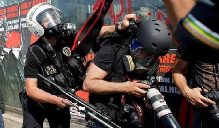 00B129-NEWS_87321 Resistenza / Diren Gezi Park (la diretta)