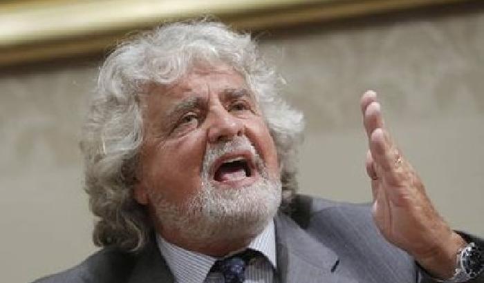 Grillo da Napolitano: l'Italia sta per scoppiare