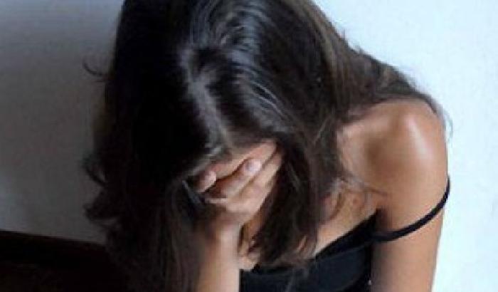 00BF92-NEWS_96004 Droga e stupra una 18enne nel bagno di un locale: arrestato a Bologna
