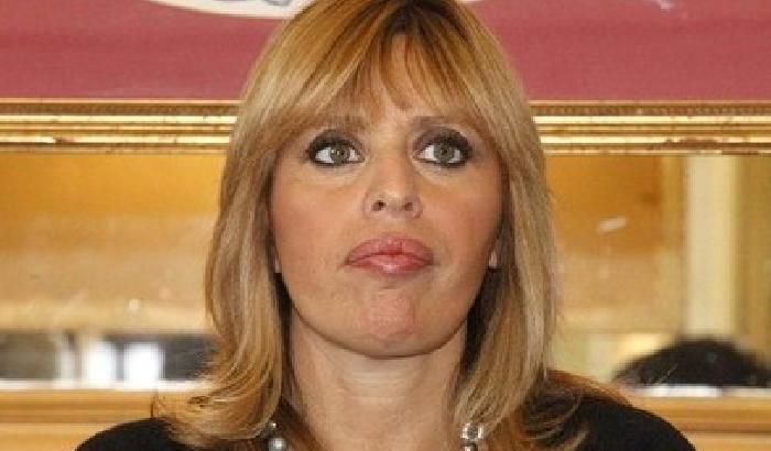 00C52C-NEWS_99430 Trans, Mussolini: vietare il farmaco per il blocco della pubertà