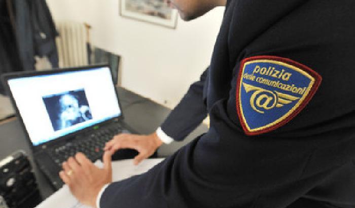00CB4A-NEWS_102761 Pedofilia: blitz in tutta Italia, 3 arresti e 53 persone denunciate