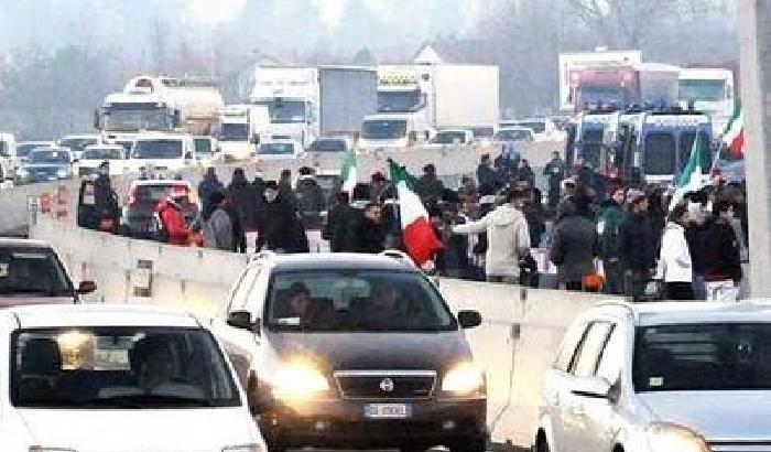 I Forconi a Ventimiglia: dopo la frontiera bloccano la città