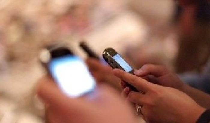 00CCB4-NEWS_103563 Gira un porno a 16 anni e lo invia alla cuginetta: lo vede tutta la scuola