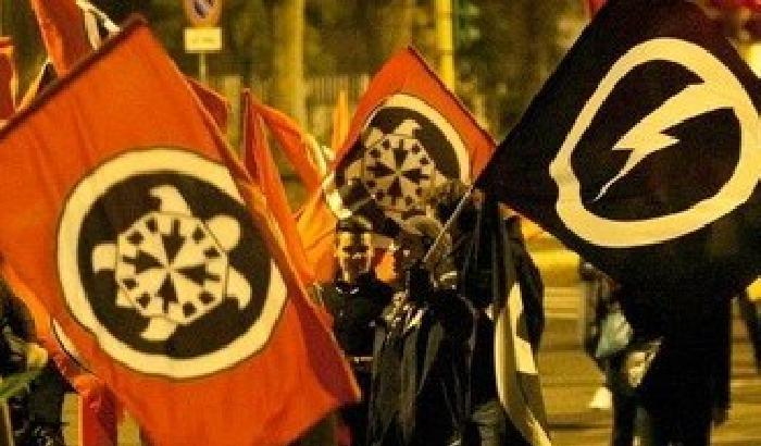 Casapound in piazza: cappello sui Forconi