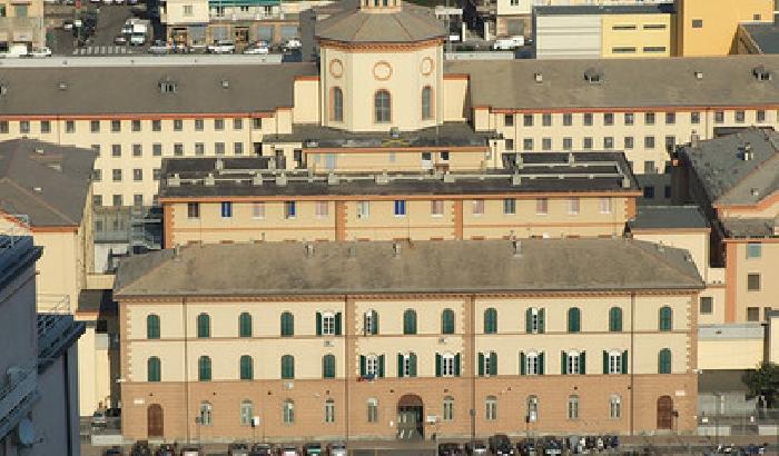 Serial killer: azione disciplinare per il direttore del carcere