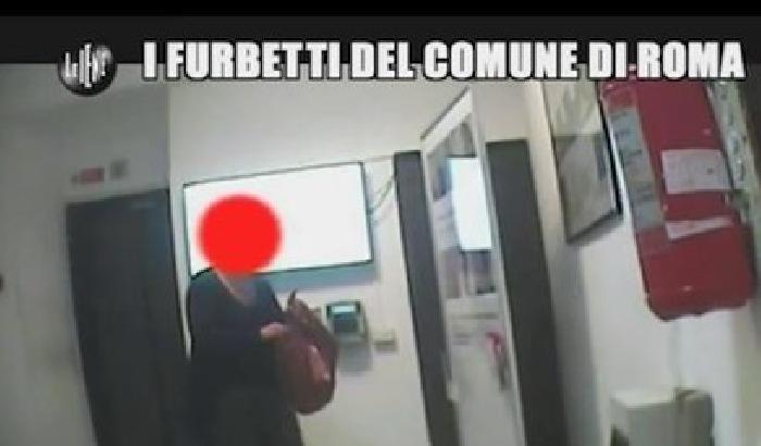 I furbetti del Comune di Roma: prima si beggia, poi il caffè