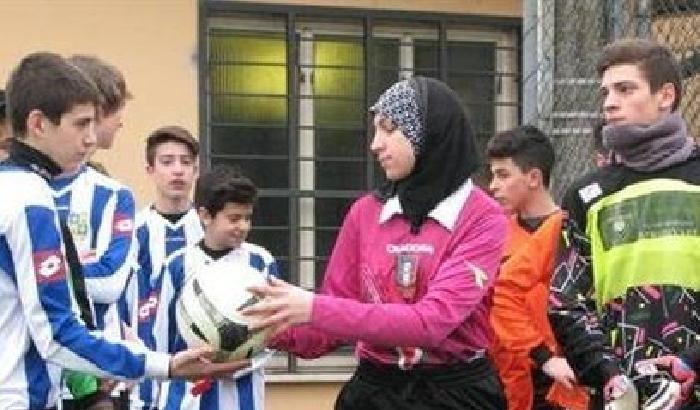 Storia di Chadida, cremonese, primo arbitro donna con il velo in Italia