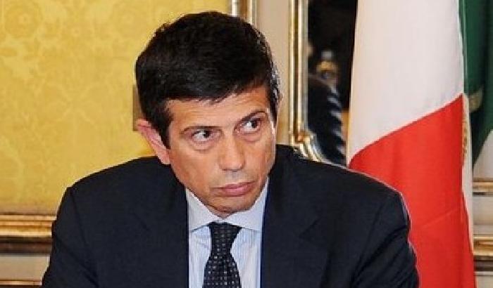 Il ministro Lupi indagato per abuso d'ufficio