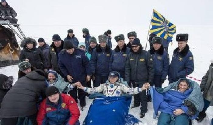 Spazio: atterrati senza problemi i tre astronauti della Iss