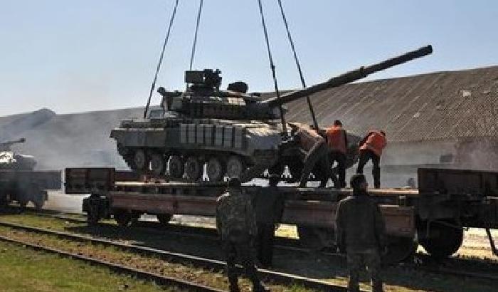 La Russia sta ritirando le truppe dal confine ucraino