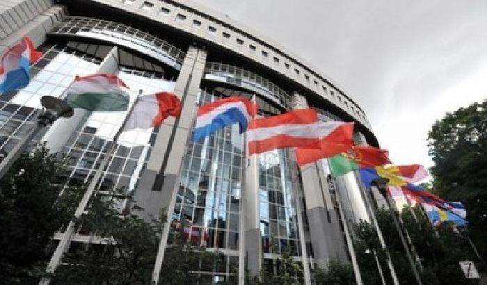 00DF0A-NEWS_114264 Europee: gli elettori sono divisi tra Pd e M5s