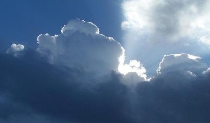 Meteo: oggi ancora pioggia, domani torna il bel tempo