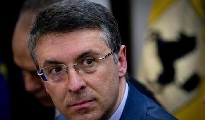 Renzi corre ai ripari e consegna l'Expo a Cantone