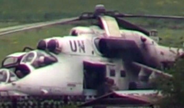 00E2A7-NEWS_116402 Gli ucraini attaccano con elicotteri con insegne Onu