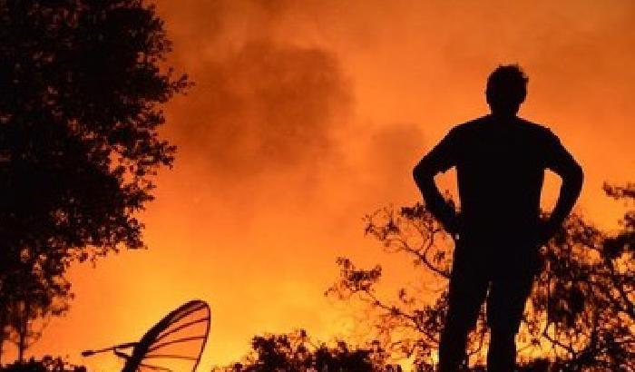 00E2FE-NEWS_116625 La California ancora divorata dagli incendi