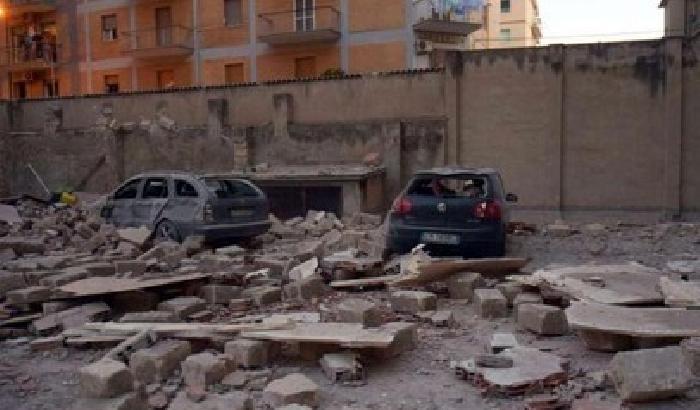 Esplode una palazzina a Foggia: 2 morti e 4 feriti