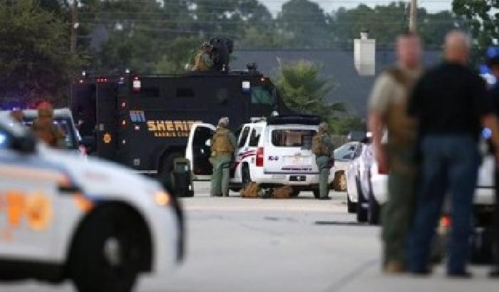 Texas, lite familiare finisce nel sangue: sei vittime