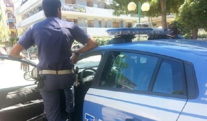 Una disabile violentata e picchiata a Bari: arrestato il compagno